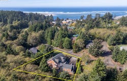 1125 PHELPS St, Netarts, OR 97143