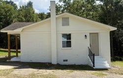 158 Belcher Ave, Ozark, AL 36360