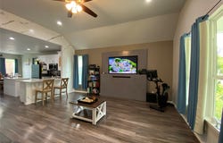 1410 E Royall Boulevard, Malakoff, TX 75148