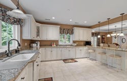 99 Main St, Westford, MA 01886