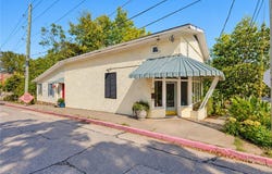 75 Mountain Street, Eureka Springs, AR 72632
