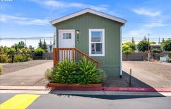 3839 PACIFIC Ave, ForestGrove, OR 97116
