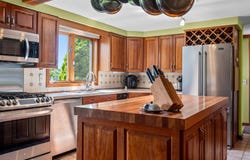 1614 McGlynn Road, Williamstown, VT 05654