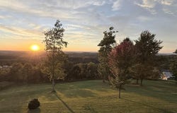 10 Pointe Drive, Morgantown, WV 26508