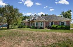 371 BRIERHEDGE Rd, Covington, TN 38019