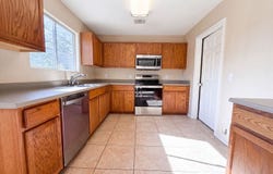16423 TURF CLB, Selma, TX 78154