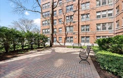 1585 Ridge Avenue, Evanston, IL 60201