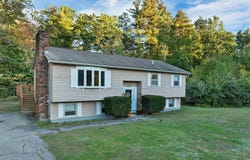 66 Plummer Road, Bedford, NH 03110