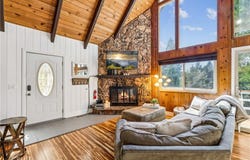 401 Grass Valley, Lake Arrowhead, CA 92352