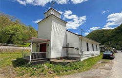 42 Madison Avenue, WV 25826