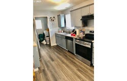 4676 MAHOGANY Ln, SweetHome, OR 97386