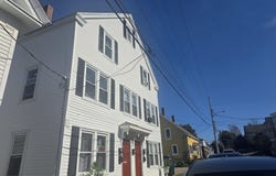 11 King Street, Biddeford, ME 04005