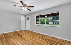 110 Paula Drive, St Charles, MO 63301