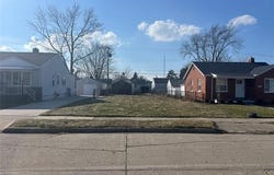 26441 Belanger Street, Roseville, MI 48066