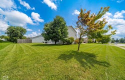 502 Streamside Drive, Greenfield, IN 46140