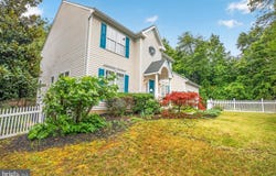 184 HICKORY POINT RD, PASADENA, MD 21122