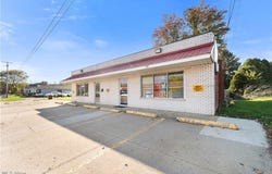203-205 Carrollton Street, Malvern, OH 44644