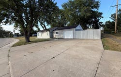 1103 E 7St, Grand Island, NE 68801