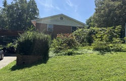 1107 Vermont Ave, Etowah, TN 37331