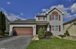 5016 FOXRUN Lane, WHITEHALL, PA 18052