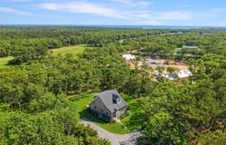 114 Meetinghouse Way, Edgartown, MA 02539