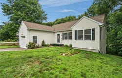 30 FIELDSTONE Way, Westerly, RI 02891