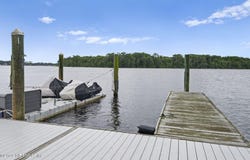 99 BROAD RIVER Place, Welaka, FL 32193