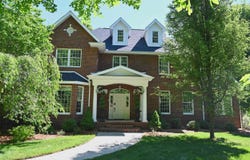 2425 E Cardinal Drive, Midland, MI 48642
