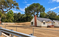 4027 Dover, La Canada Flintridge, CA 91011
