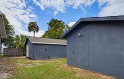 33 W HERRICK Drive, EUSTIS, FL 32726