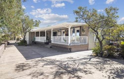 801 N 5th Avenue, Avenal, CA 93204