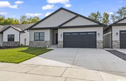 1711 Ambleside Drive, Springfield, IL 62711