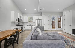 7102 Providence Ave, Austin, TX 78752
