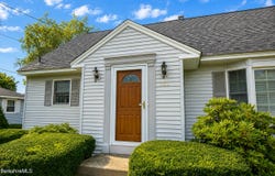 180 Doreen St, Pittsfield, MA 01201