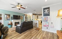 603 W 6TH Avenue, Corsicana, TX 75110