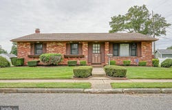 300 NASSAU, PAULSBORO, NJ 08066