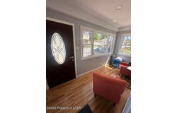 37 BRIDGE Street, McAdoo, PA 18237