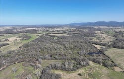 17500 Meadow View RD, Cameron, OK 74932