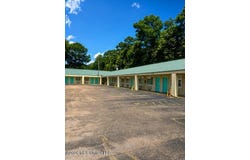 6172 Plaza Drive, Tylertown, MS 39667