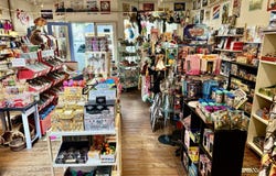1308 BAY St, Florence, OR 97439