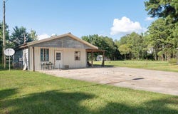 3224 Old Jackson Road, Forest, MS 39074