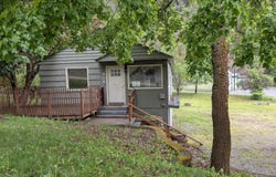 908 S Division St, Wardner, ID 83837