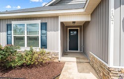 107 Red Tail Circle, Byron, GA 31008