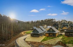 564 Warbonnet Way, Pigeon Forge, TN 37863