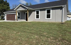705 Roe Lane, Macon, MO 63552