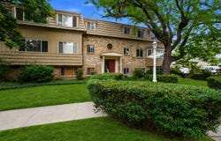 2220 E MURRAY HOLLADAY Rd S, Holladay, UT 84117