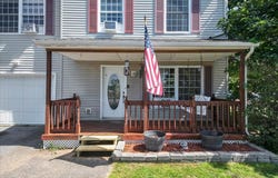 38 Middle Road, Milton, VT 05468