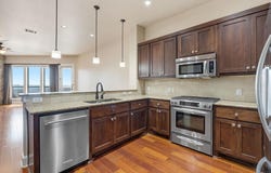 6533 E Hill Dr, Austin, TX 78731