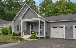 21 Youngs Lane, Freeport, ME 04032