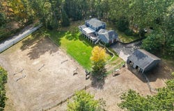 34 Roberts Rd, Boxford, MA 01921
